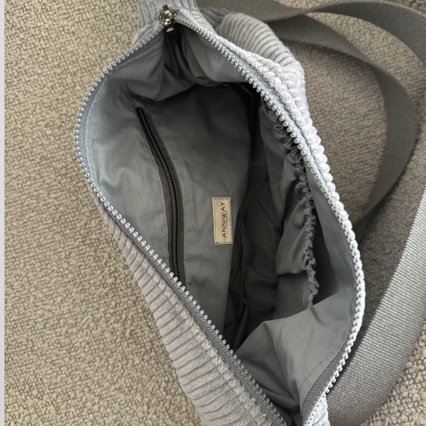 Luna Bag CORD grau metallic Umhängetasche ANNIWAY