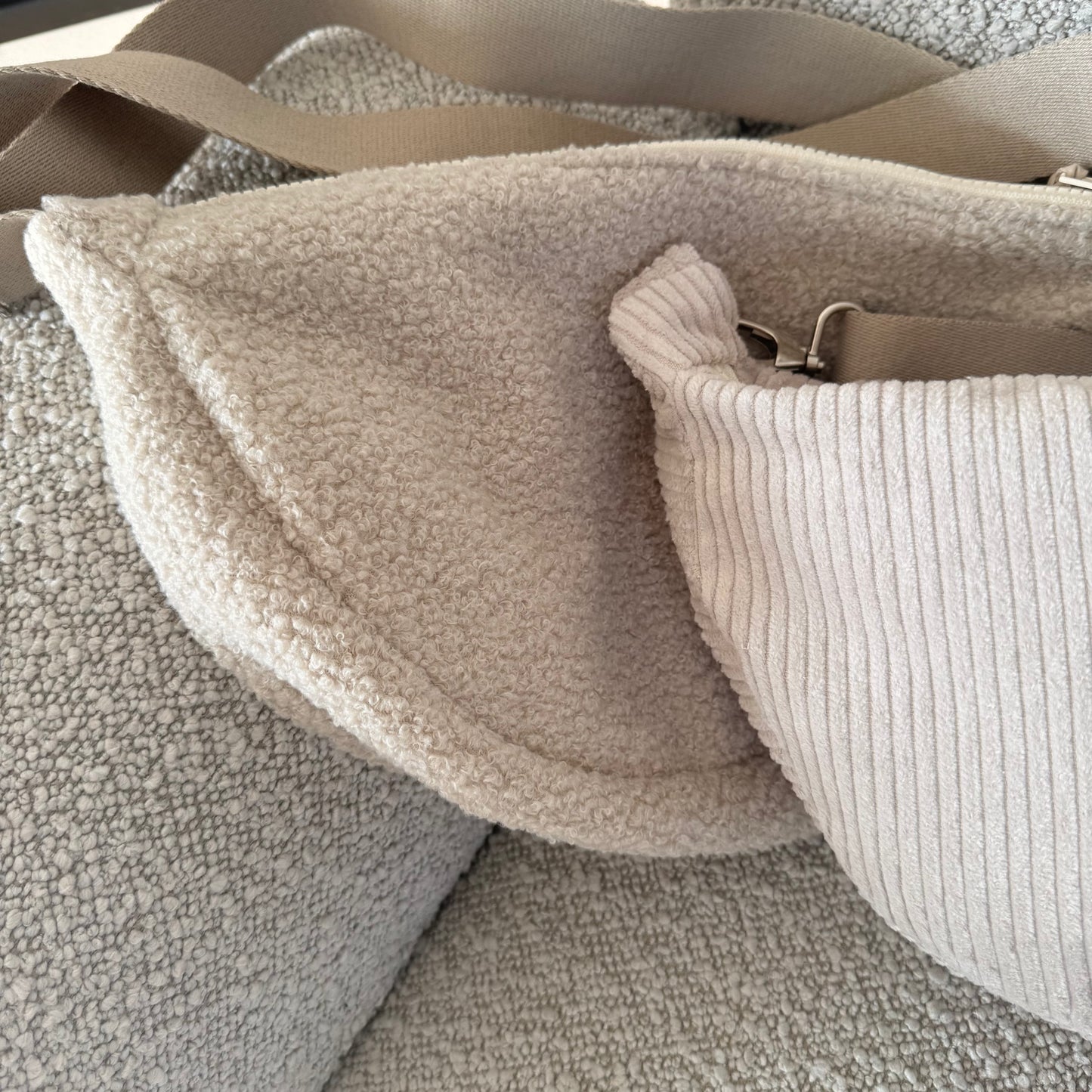 Luna Bag CORD beige GOLD Umhängetasche ANNIWAY
