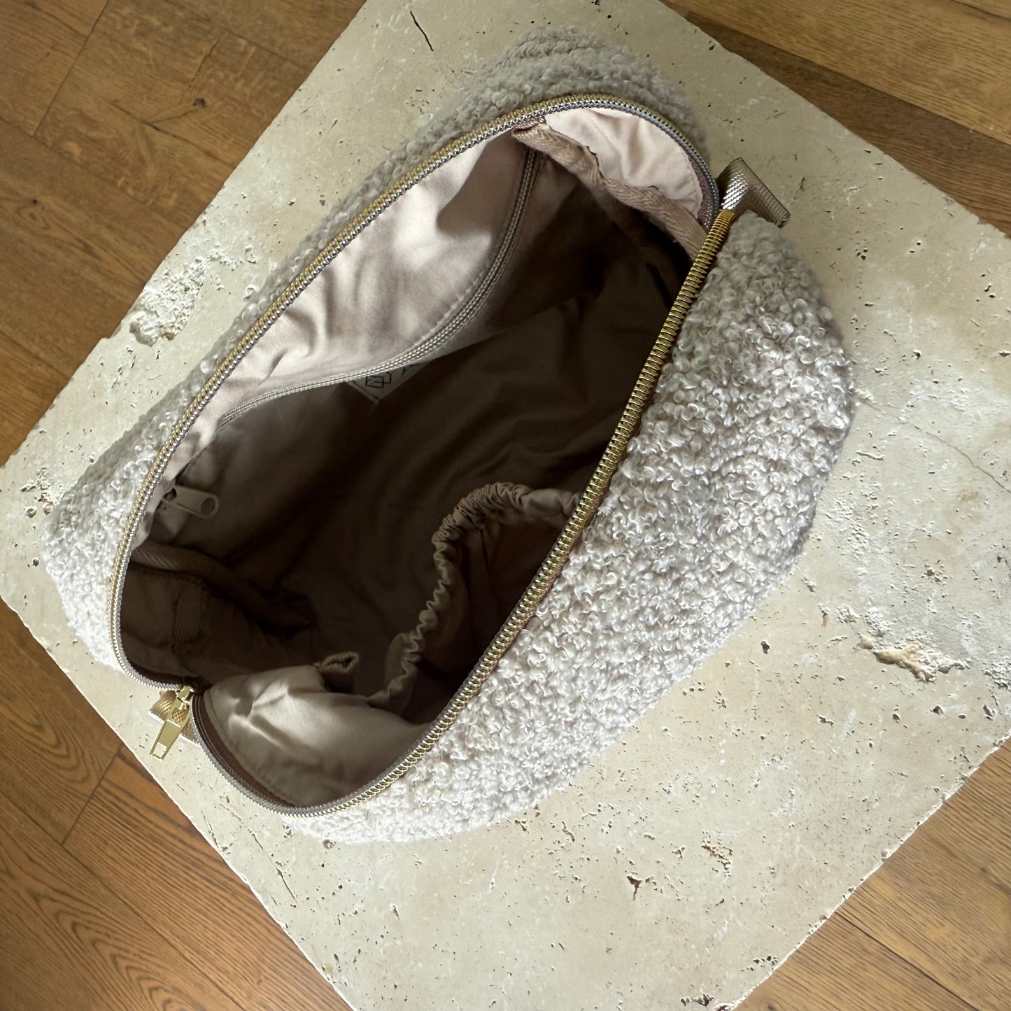 Boxy Bag Teddy „beige“