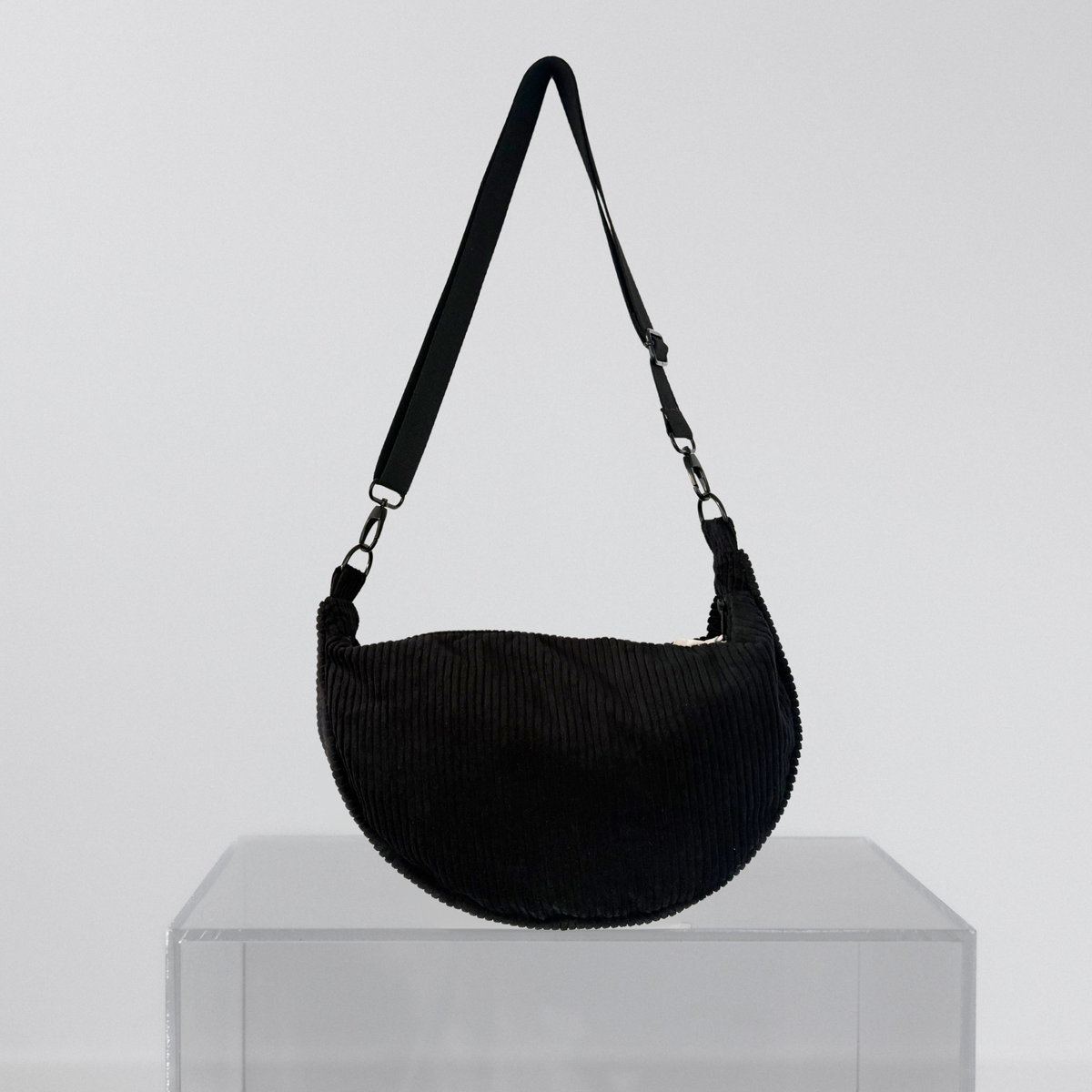 Luna Bag Front schwarz Cord
