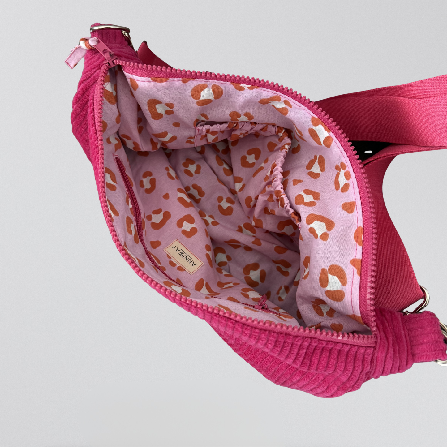 Luna Bag CORD Pink SilberUmhängetasche ANNIWAY